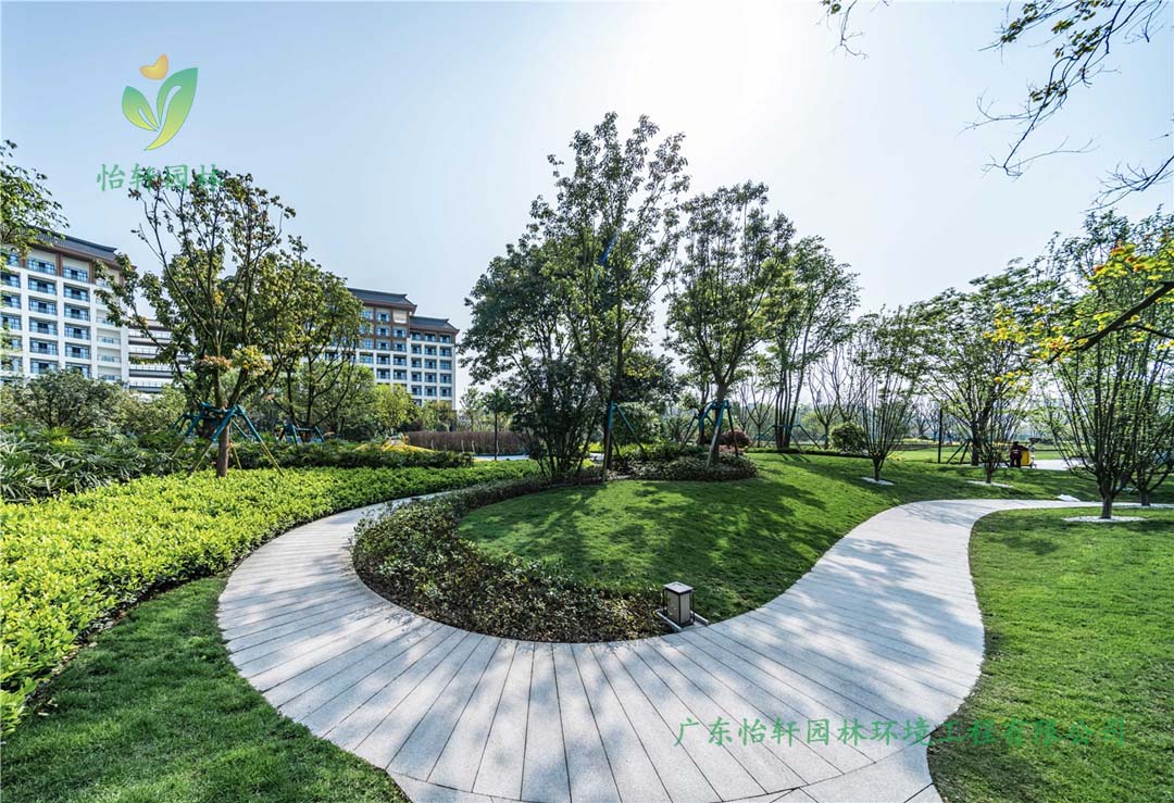 重慶融創(chuàng)文旅城酒店綠化工程實景圖