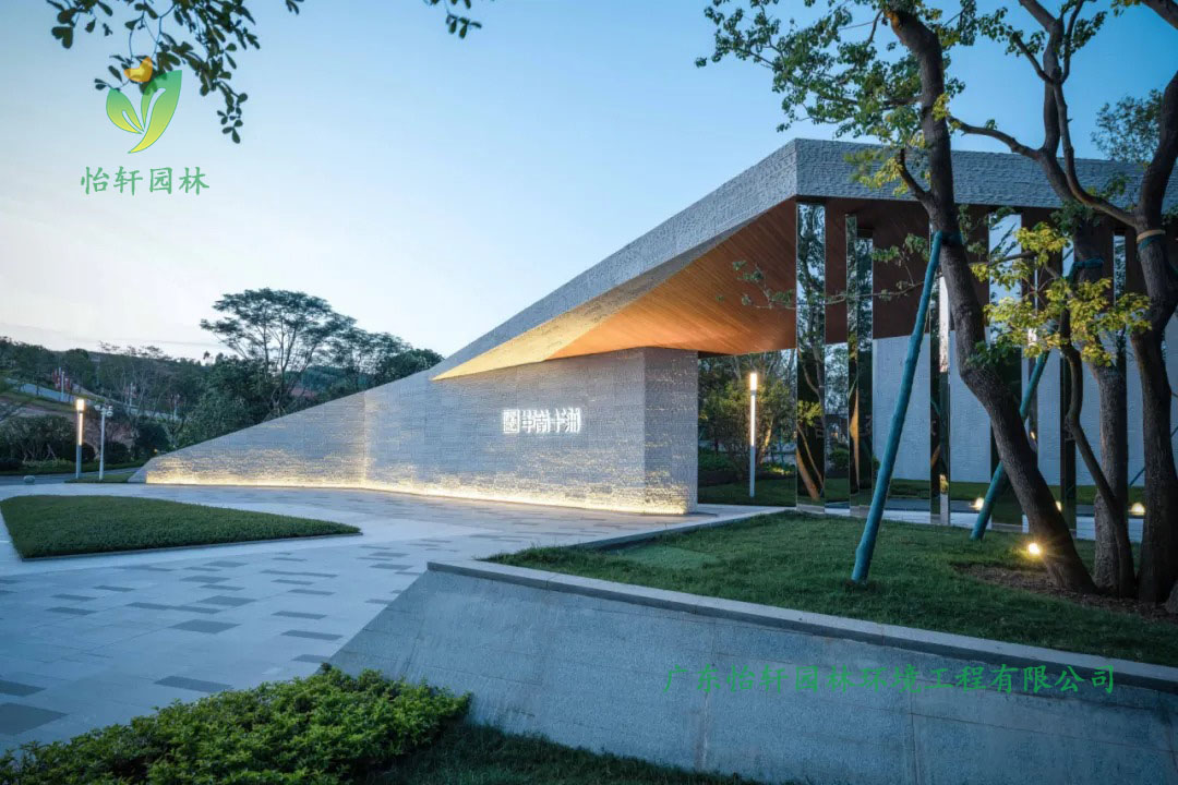 南寧中南十洲展示區(qū)綠化工程實景圖
