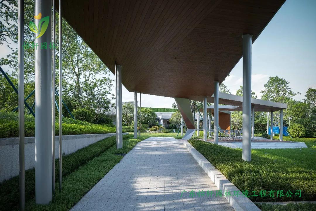 南寧中南十洲展示區(qū)綠化工程實景圖