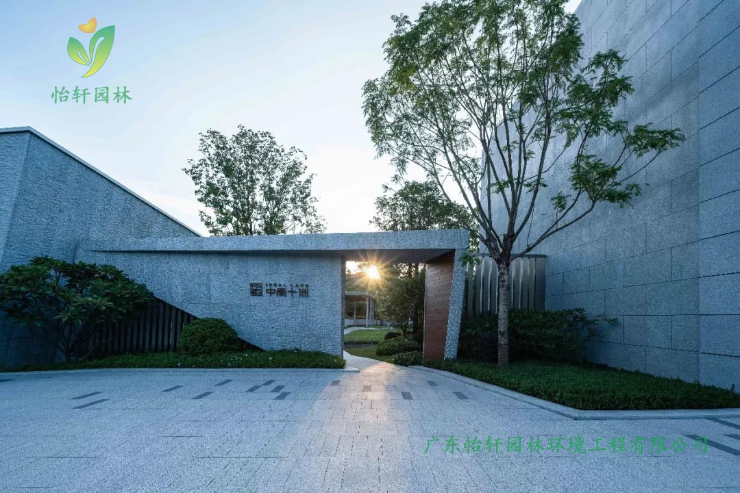 南寧中南十洲展示區(qū)綠化工程實景圖