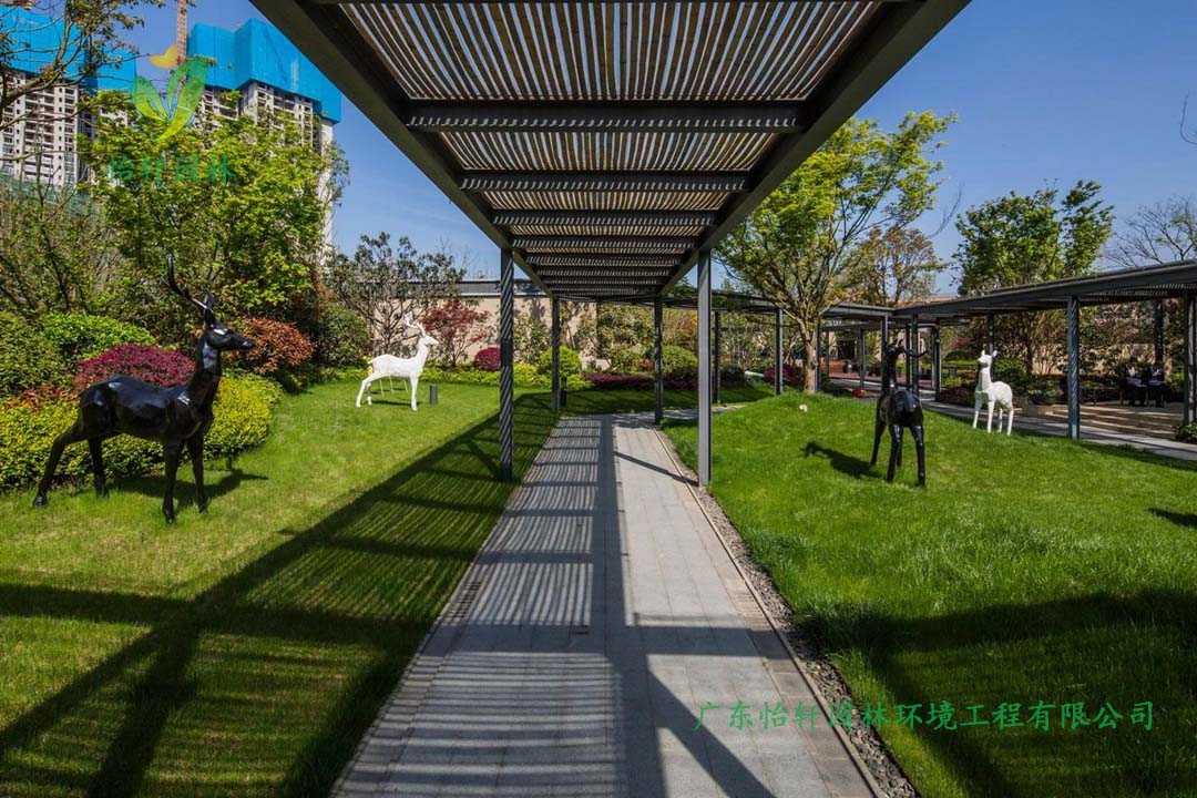 萬科魅力之城小區(qū)公園綠化工程實景圖