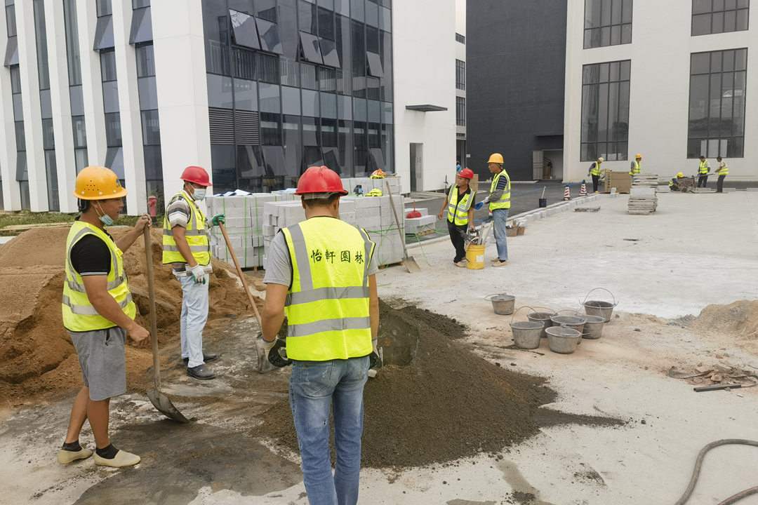 園林景觀工程建設施工現(xiàn)場